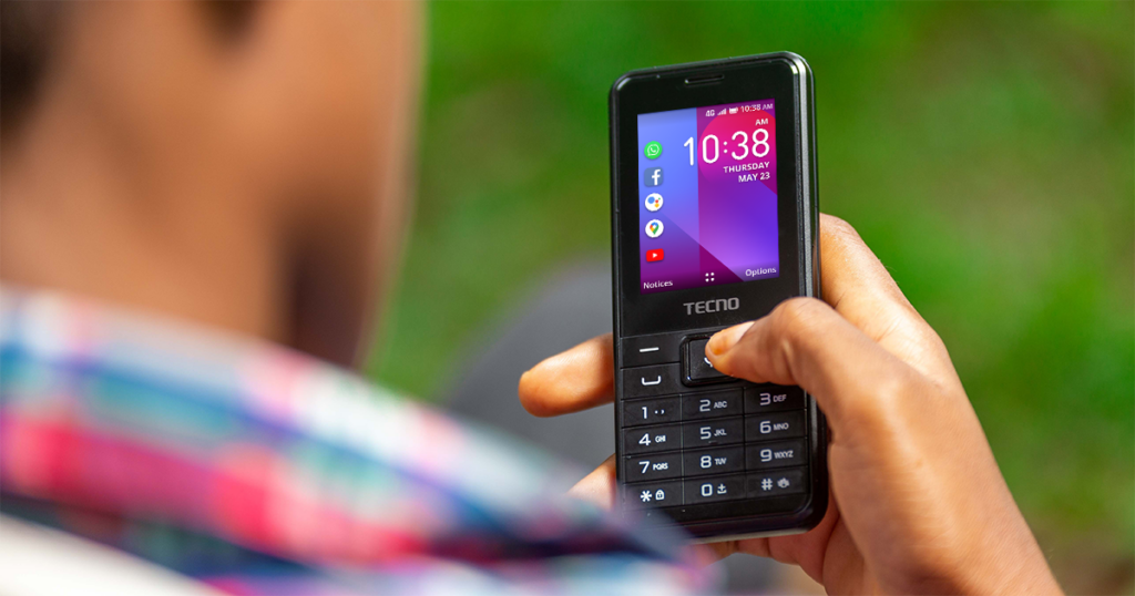 Un utilisateur de dumbphone sous KaiOS
