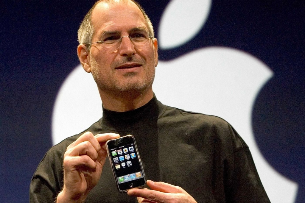 Steve Jobs présente l'iPhone